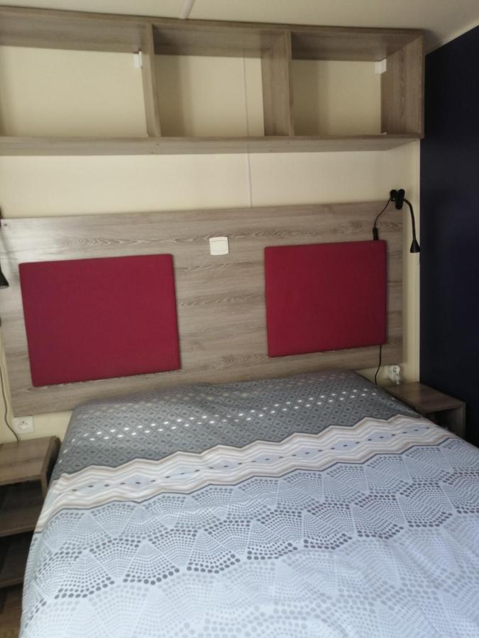 Charmant Mobil-Home Rocbaron 外观 照片