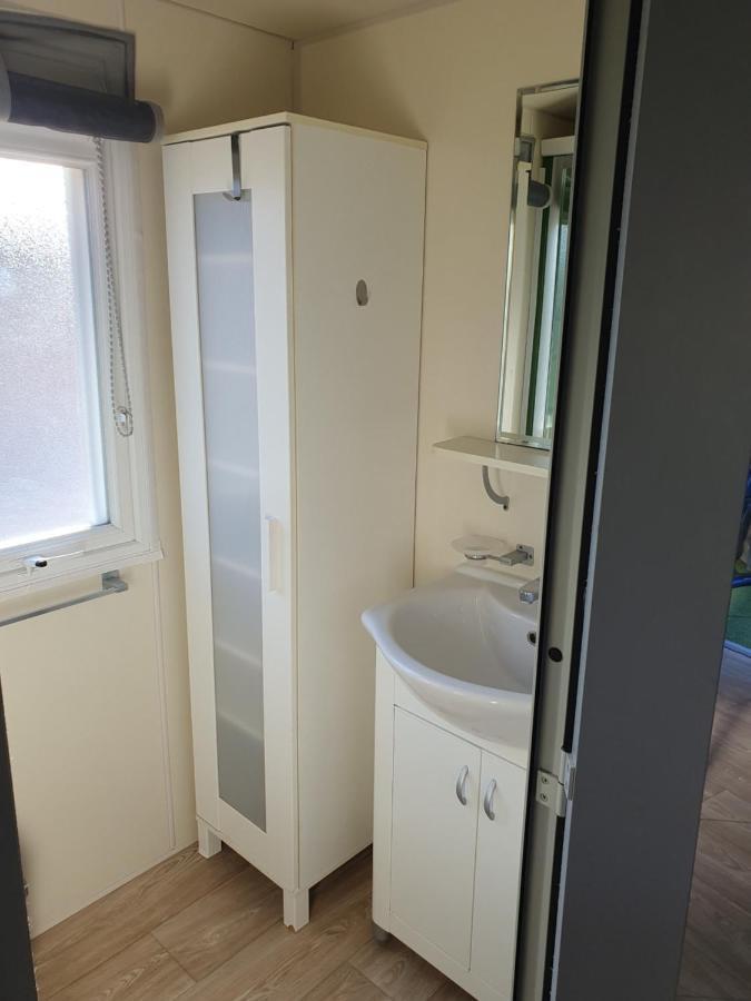 Charmant Mobil-Home Rocbaron 外观 照片